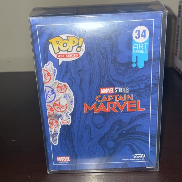 Captain marvel - Picture 3 of 6